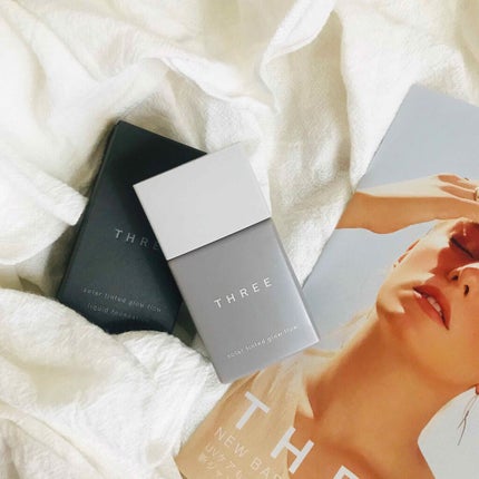 ソーラーティンティドグローフロー/THREE/リキッドファンデーションを使ったクチコミ(1枚目)