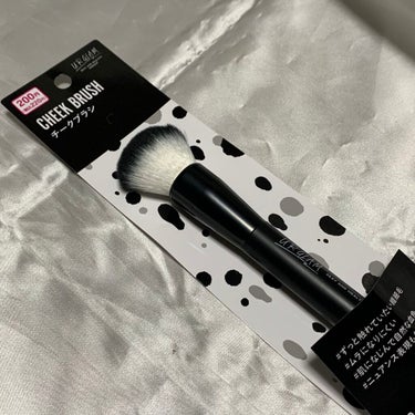 UR GLAM　CHEEK BRUSH/U R GLAM/メイクブラシを使ったクチコミ（1枚目）