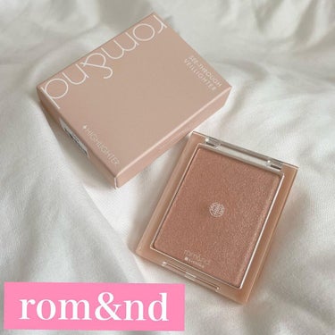 rom&nd ヴェールライターのクチコミ「.
rom&nd 
ヴェールライター
01 SUNKISSED VEIL💐

イエベ向けハイラ.....」（1枚目）