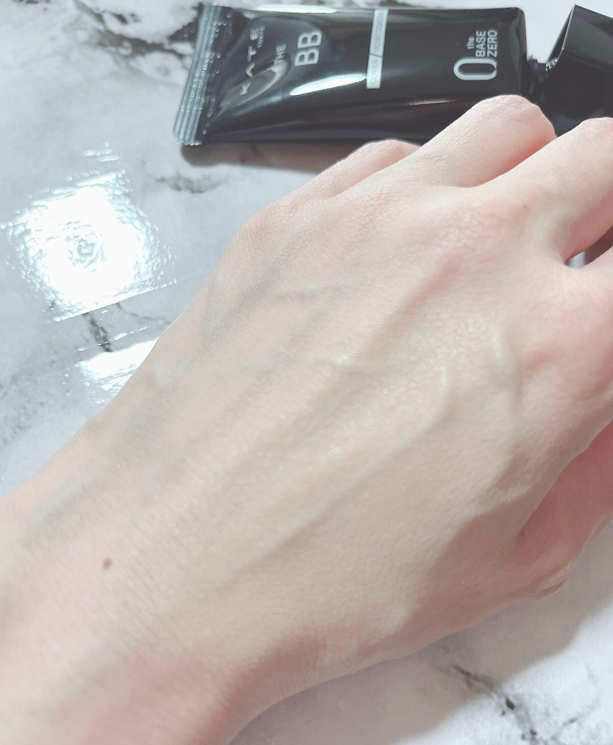 ザBB(カバー&モイストコーティング)/KATE/BBクリームを使ったクチコミ(4枚目)