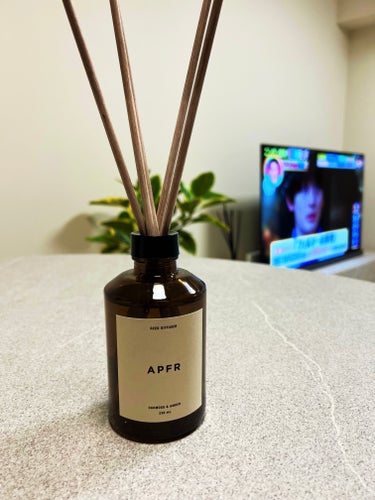 リードディフューザー OAKMOSS & AMBER/APOTHEKE FRAGRANCE/ルームフレグランスを使ったクチコミ（2枚目）