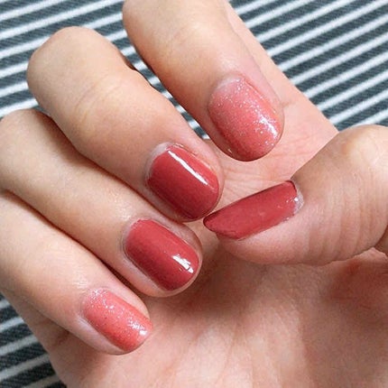 カラフルネイルズ/キャンメイク/マニキュアを使ったクチコミ(2枚目)