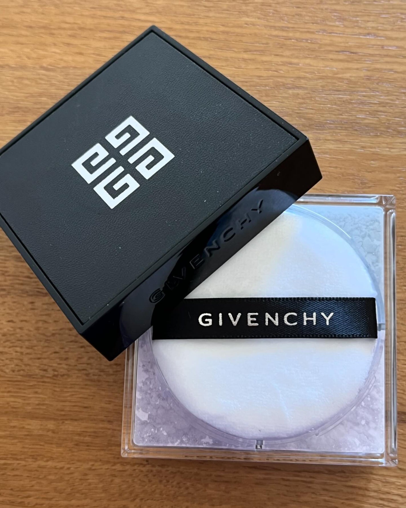 ããªãºã ã»ãªãŒãã«/GIVENCHY/ã«ãŒã¹ããŠããŒã䜿ã£ãã¯ãã³ãïŒ1æç®ïŒ