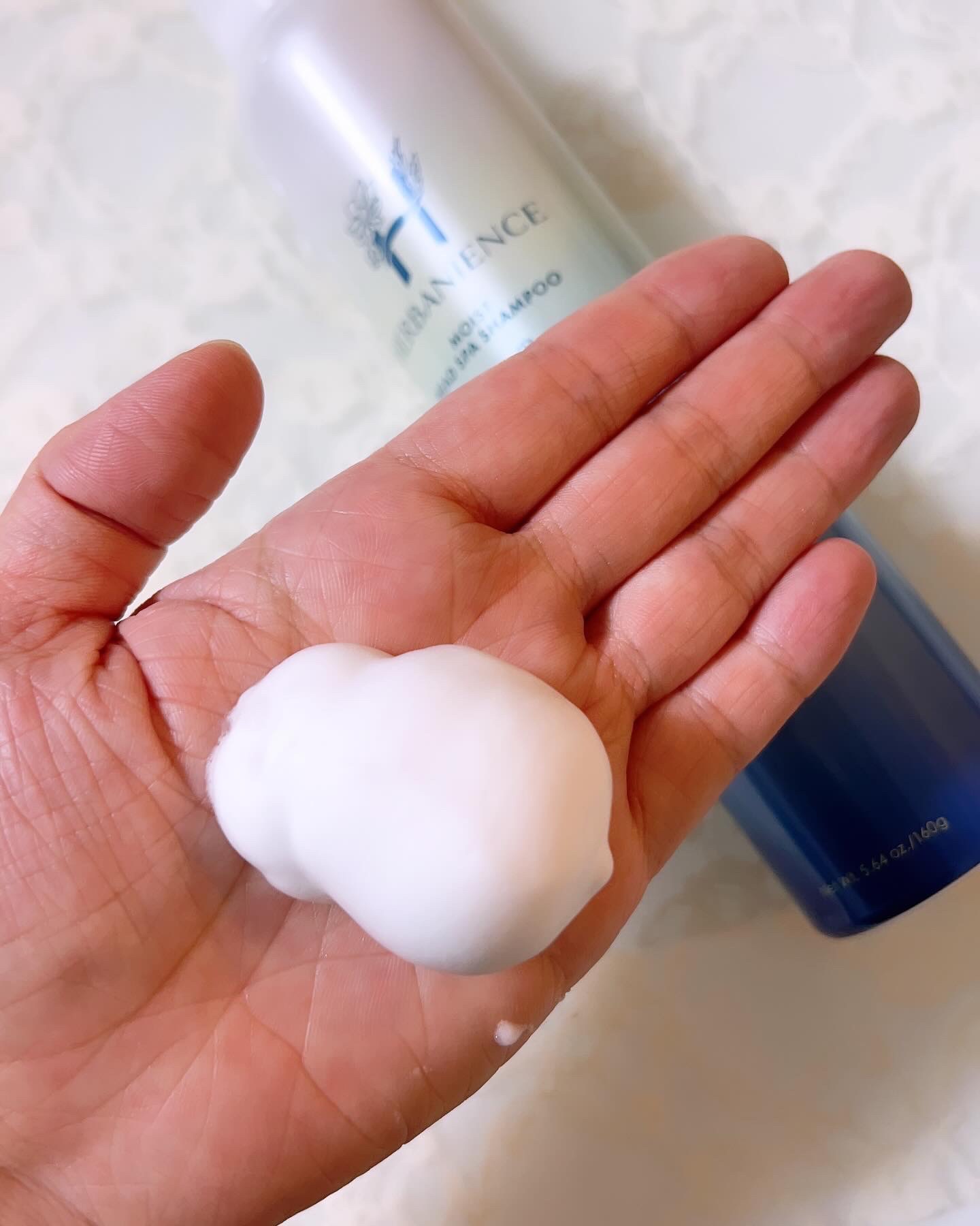 炭酸モイストスパシャンプー/HERBANIENCE/市販シャンプーを使ったクチコミ（3枚目）