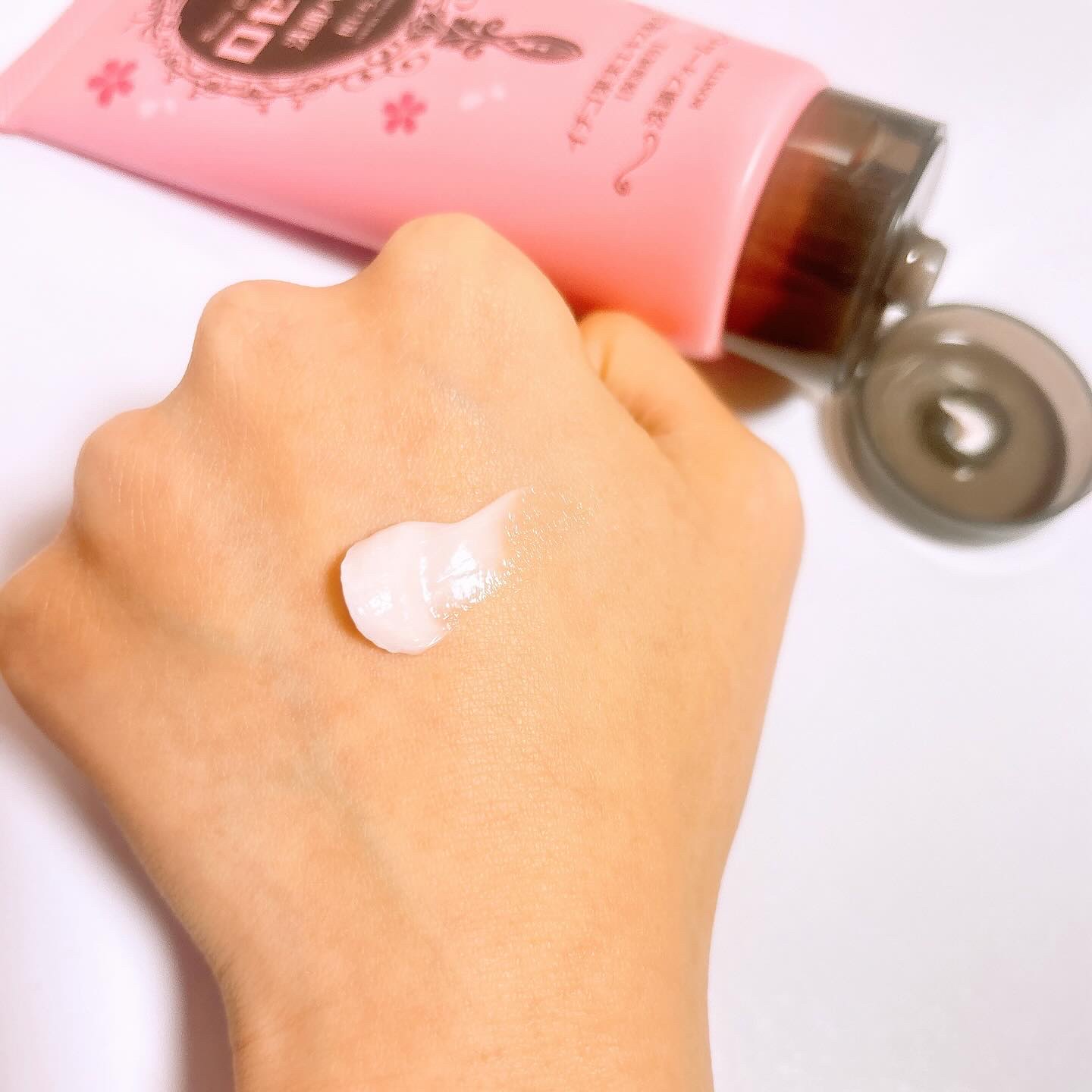 ロゼット洗顔パスタ 桜いちごの香り[洗顔フォーム]/ロゼット/洗顔フォームを使ったクチコミ（3枚目）