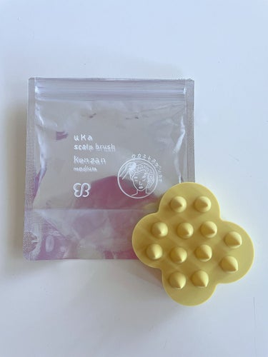 uka scalp brush kenzan medium uka store gentei shibuya yellow/uka/頭皮ケアを使ったクチコミ（1枚目）