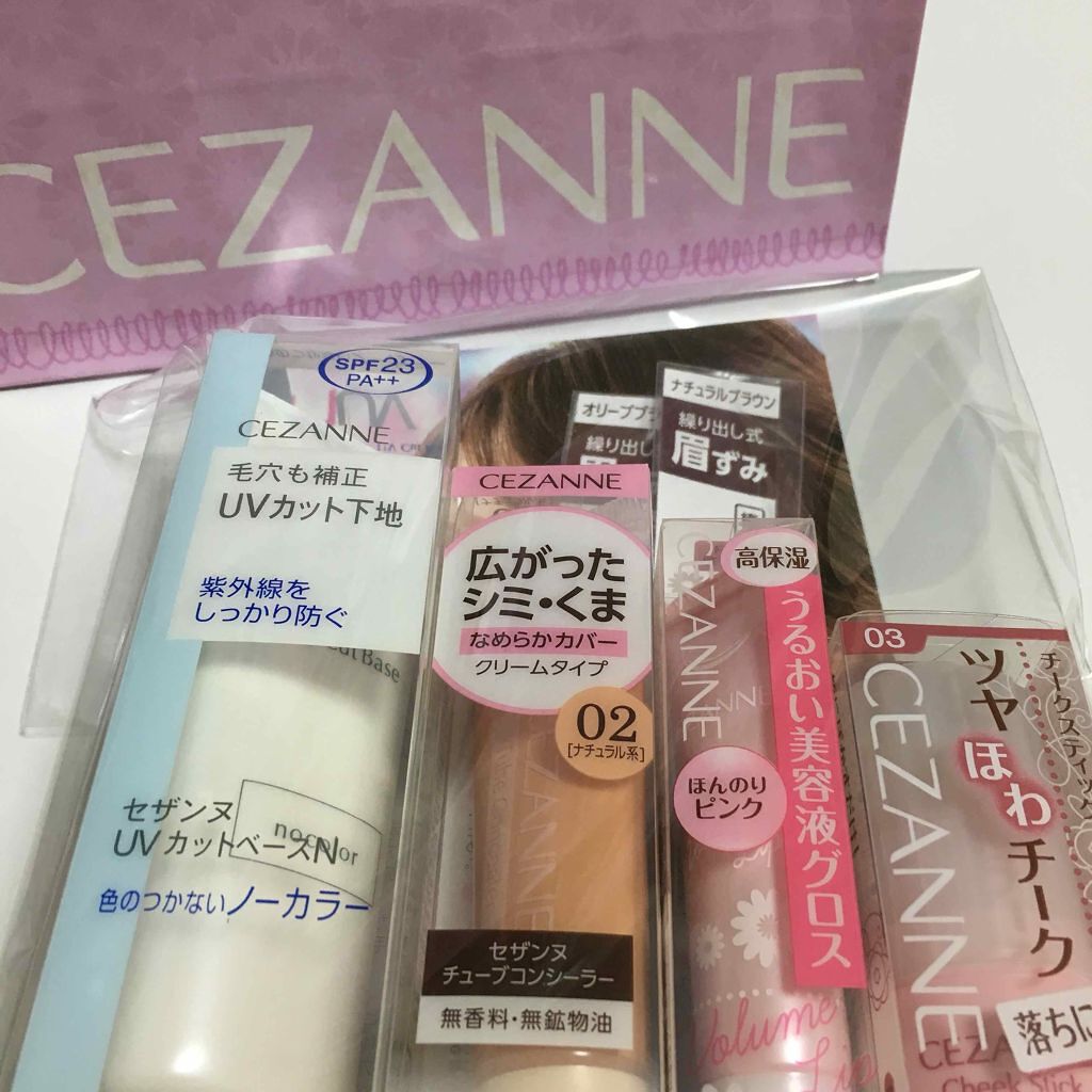 キャンメイク 福袋 2018のクチコミ「早起きしてキャンメイクとセザンヌの福袋GETしてきました💕

今回の福袋はどちらかというと私は.....」（2枚目）