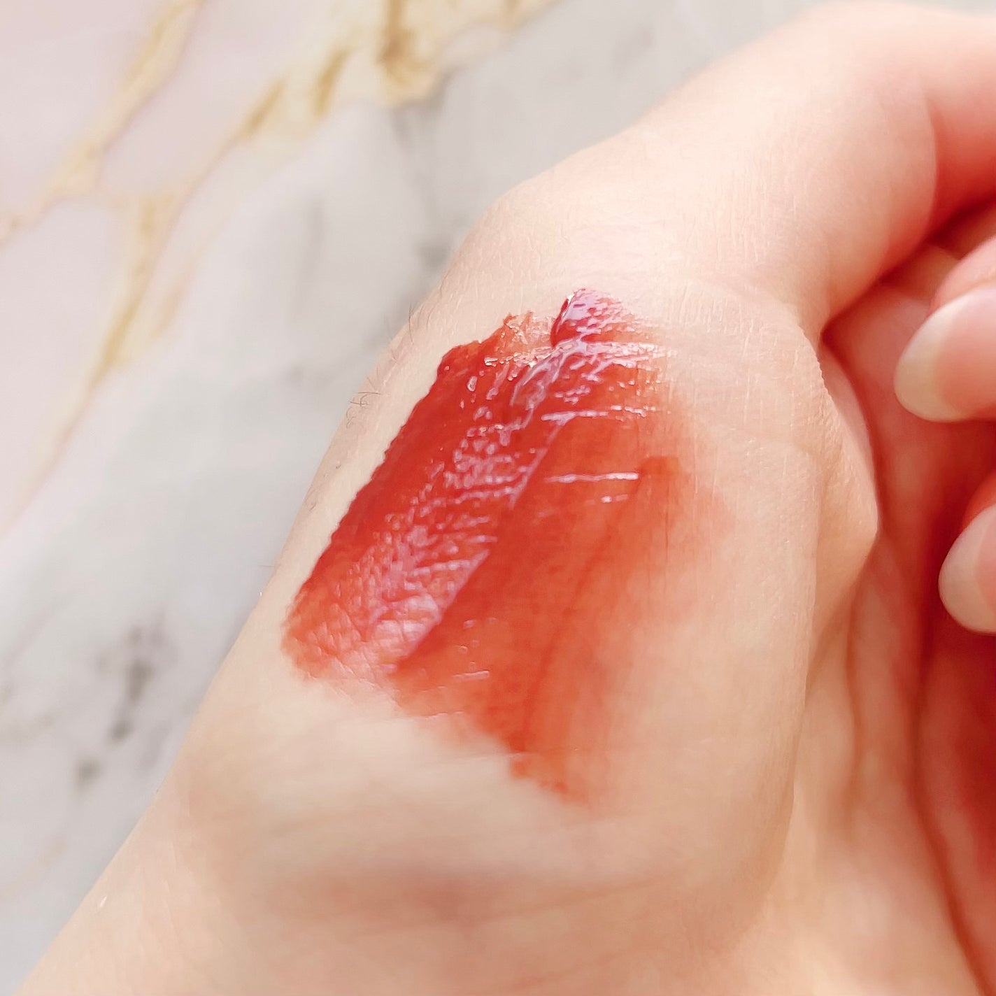 リキッドティントリップ/パラドゥ/リップティントを使ったクチコミ(4枚目)