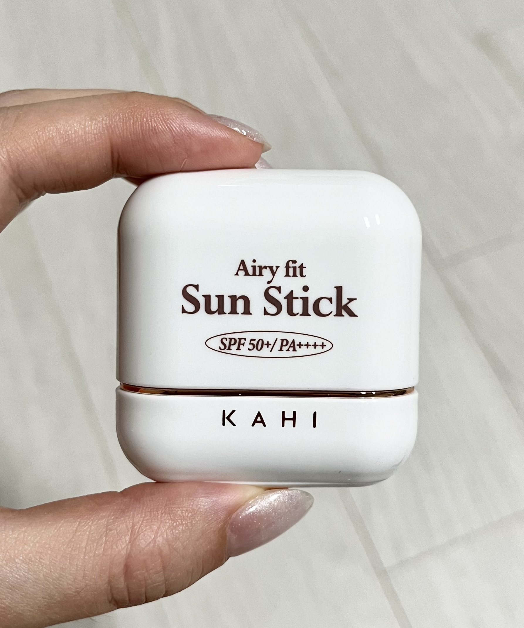 エアリーフィットサンスティック/KAHI/日焼け止めスティックを使ったクチコミ（2枚目）