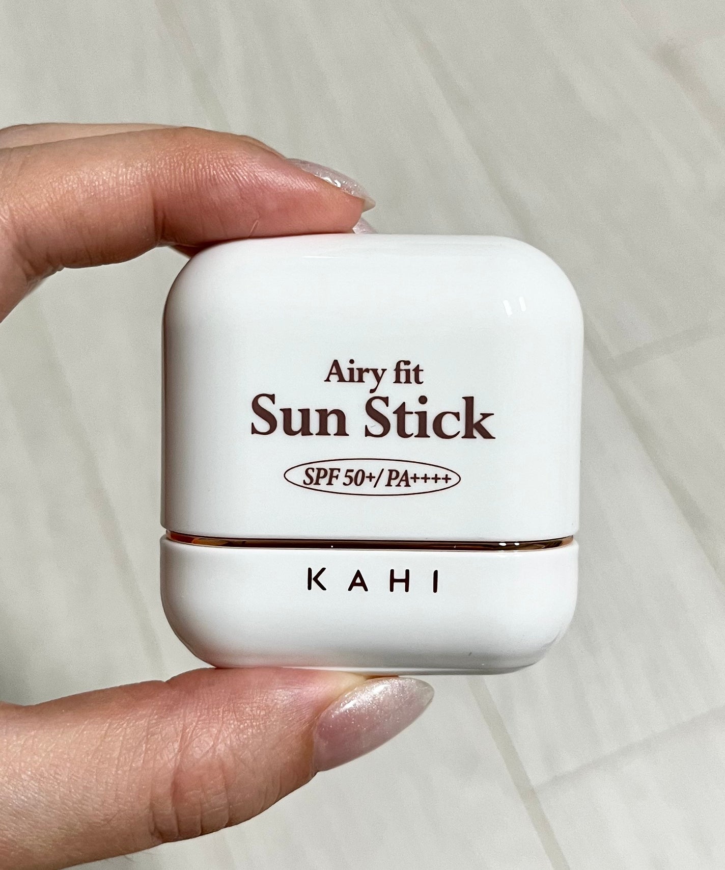 エアリーフィットサンスティック/KAHI/日焼け止めスティックを使ったクチコミ(2枚目)