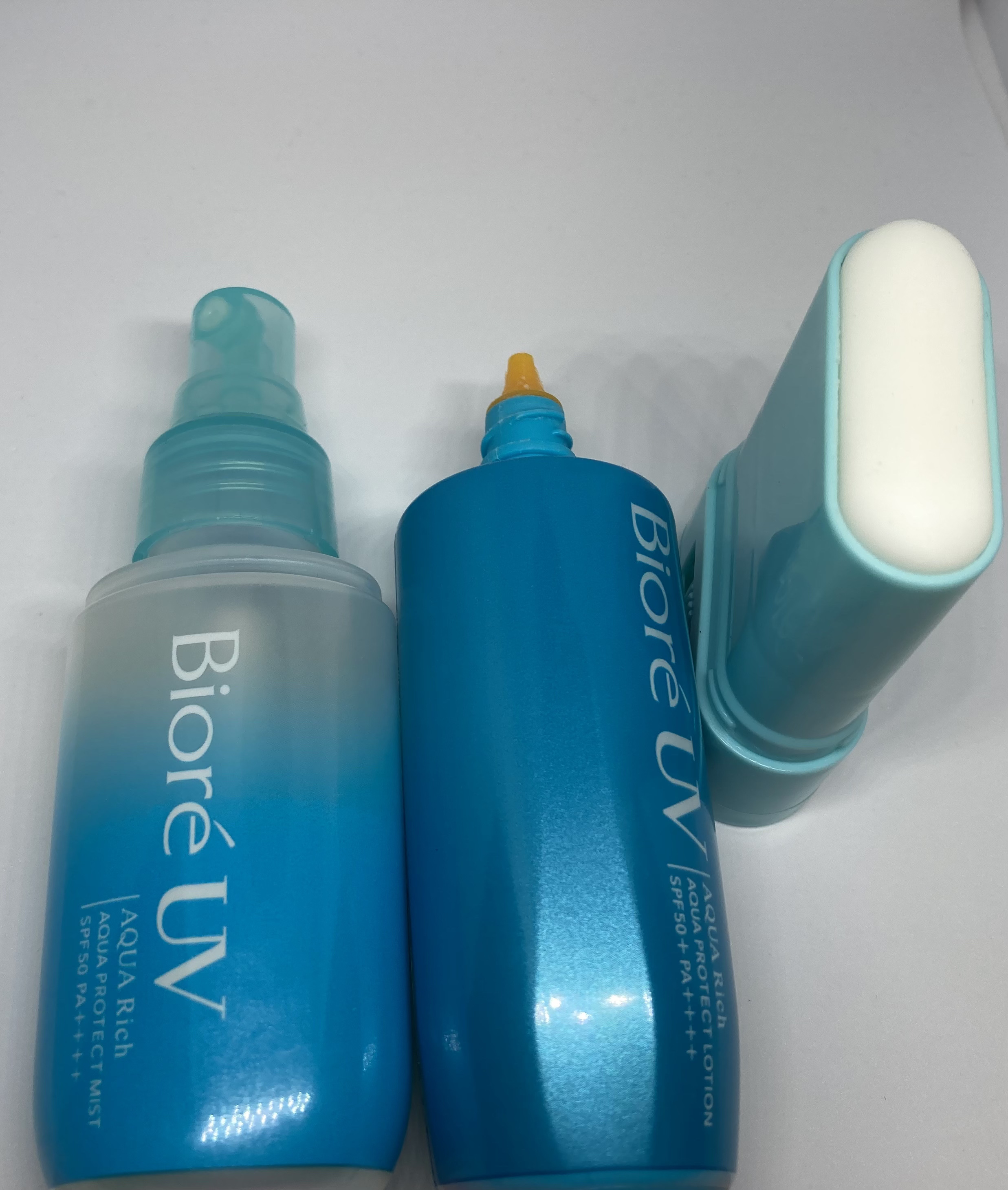 紫外線予報 さらさらUVスティックF/紫外線予報/日焼け止めスティックを使ったクチコミ（2枚目）