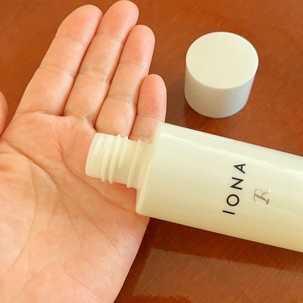 ホワイトニング トナー/イオナR (イオナアール)/化粧水を使ったクチコミ(4枚目)