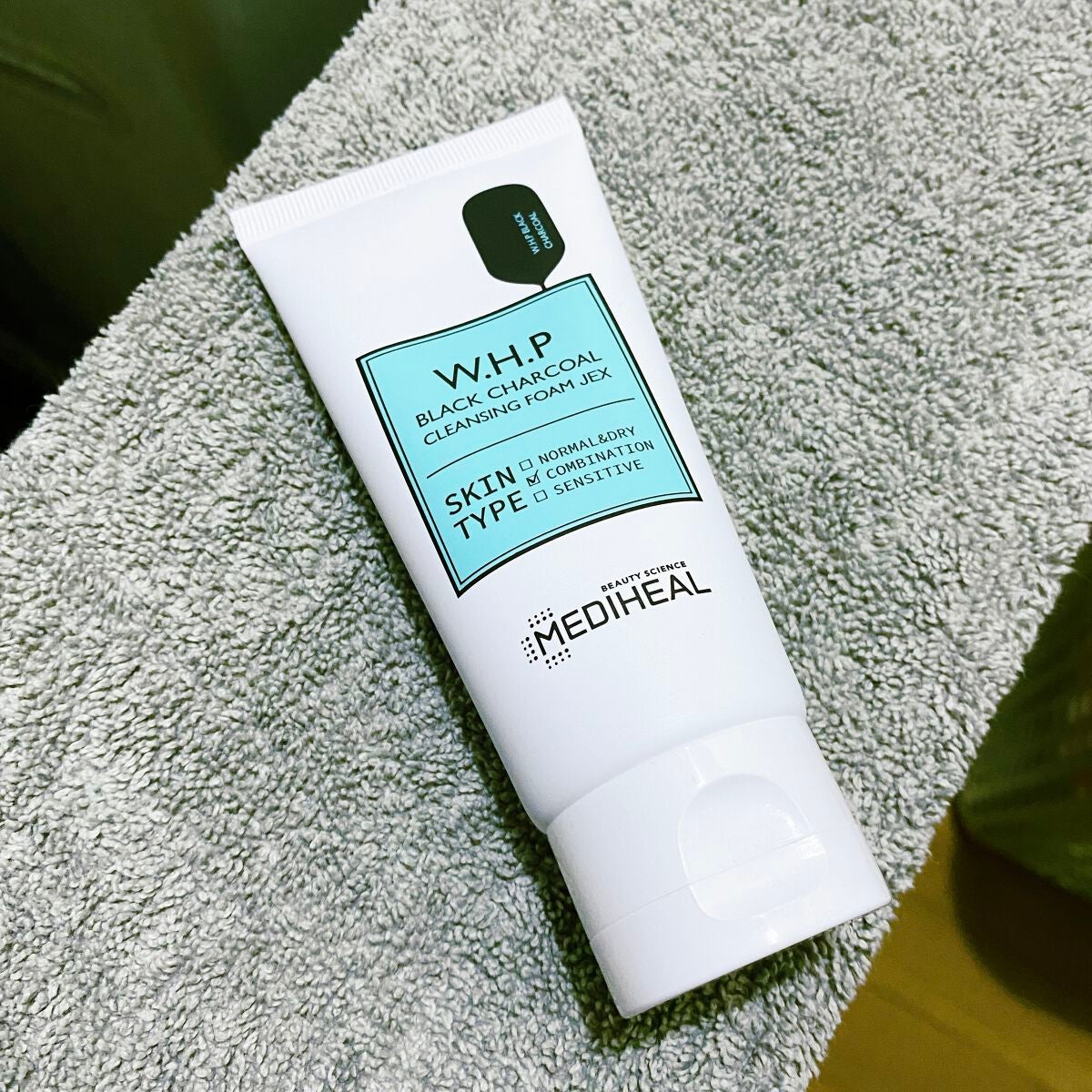 W.H.P ブラックチャコール クレンジングフォーム JEX(80mL)/MEDIHEAL/洗顔フォームを使ったクチコミ(3枚目)