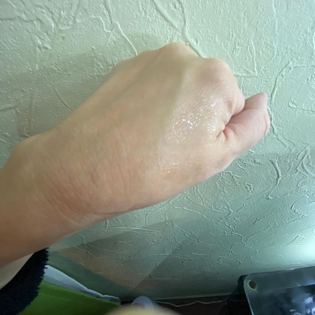 カラリスト☆*°モカママ on LIPS 「sakuraseries保湿の桜肌導入美容液ブースター使ってま..」(5枚目)