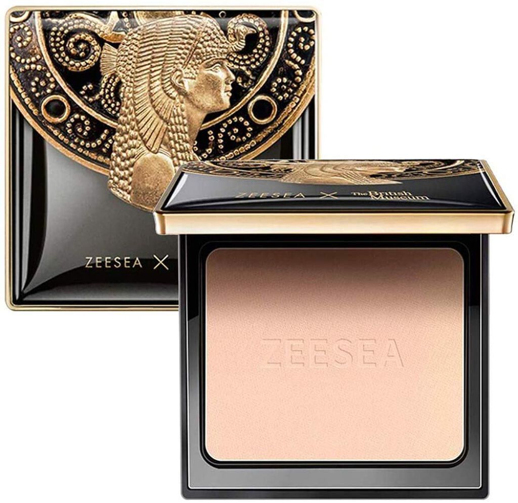 AM02 自然なベージュ