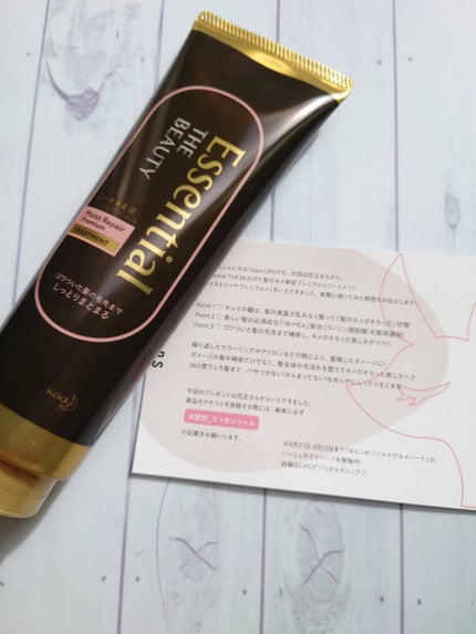 THE BEAUTY 髪のキメ美容プレミアムトリートメント<モイストリペアプレミアム>/エッセンシャル/洗い流すヘアトリートメントを使ったクチコミ(2枚目)