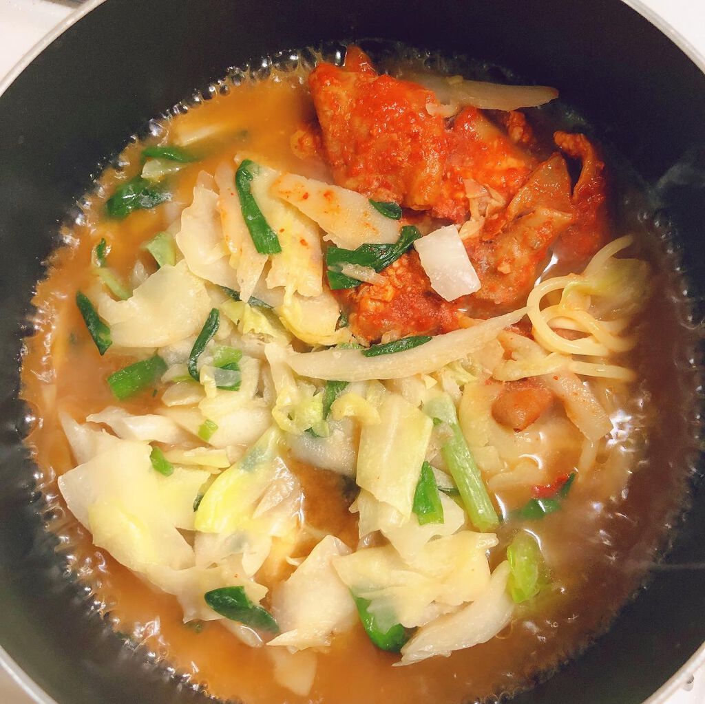 MOMO@フォロバ100% on LIPS 「..最近昼食にハマっている食べ物\なべやき屋キンレイ お水がい..」(8枚目)