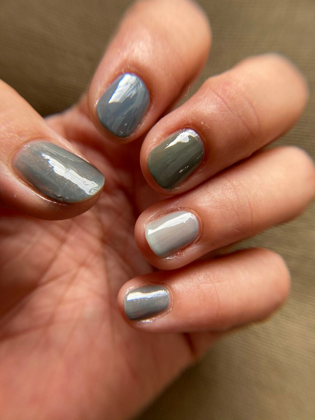 カラフルネイルズ/キャンメイク/マニキュアを使ったクチコミ(2枚目)