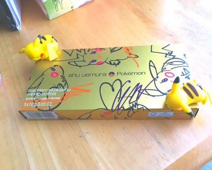 キャッチ・エム・オール ピカシュウ ミニ リップ コフレ/shu uemura/メイクアップキットを使ったクチコミ(1枚目)