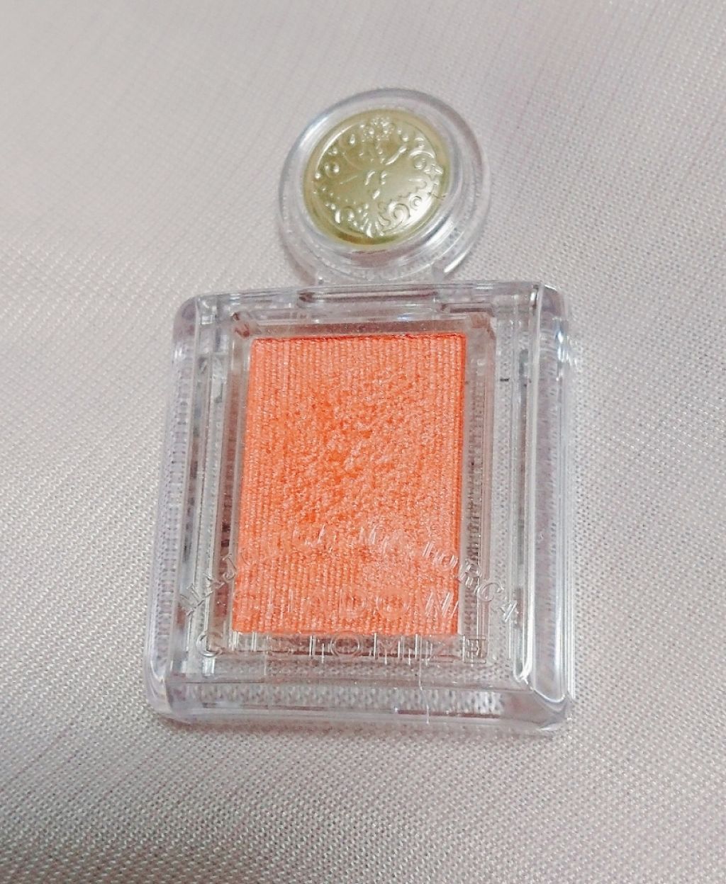 シャドーカスタマイズ/MAJOLICA MAJORCA/単色アイシャドウを使ったクチコミ(3枚目)