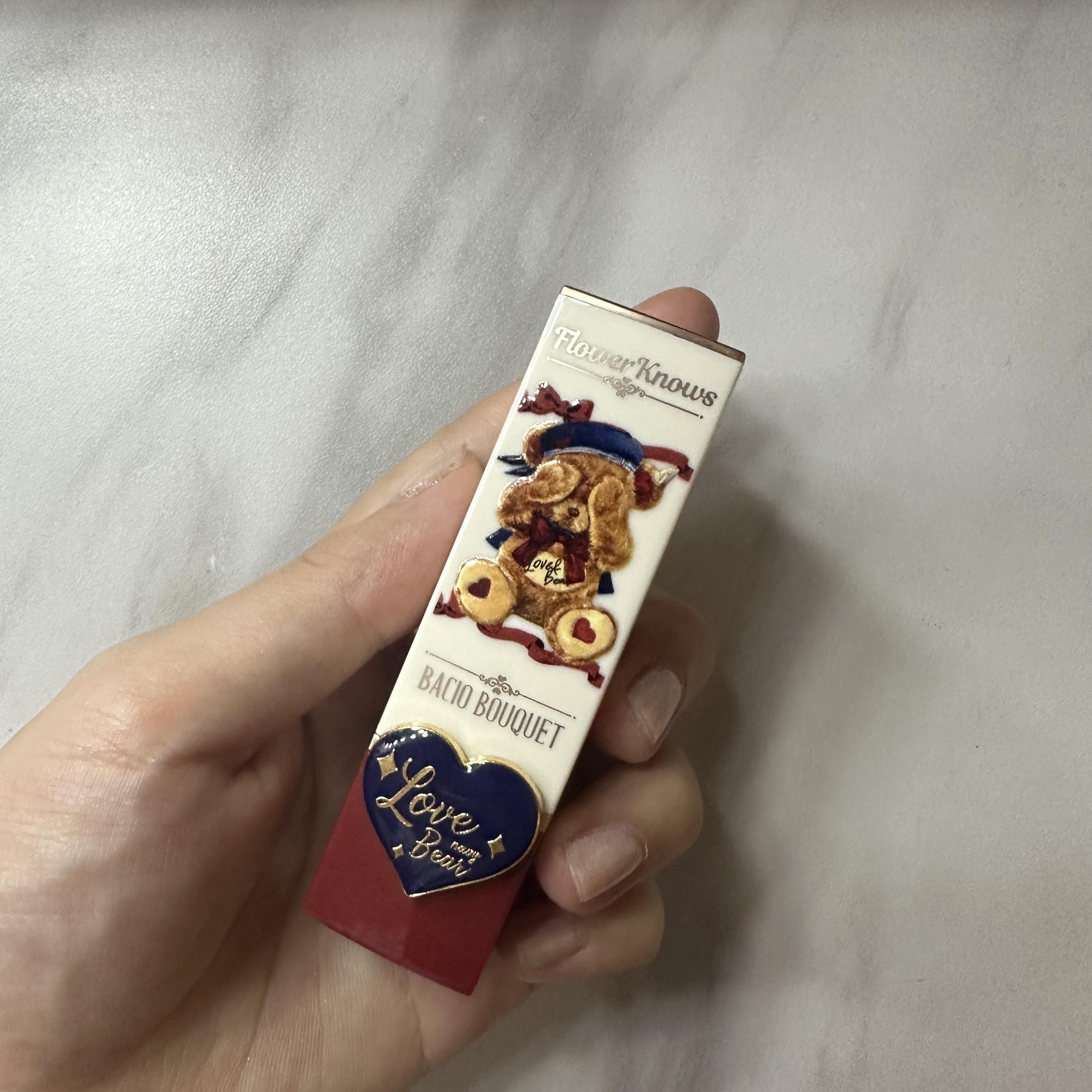 Love Bear リップスティック ツヤタイプ/FlowerKnows/口紅を使ったクチコミ（3枚目）