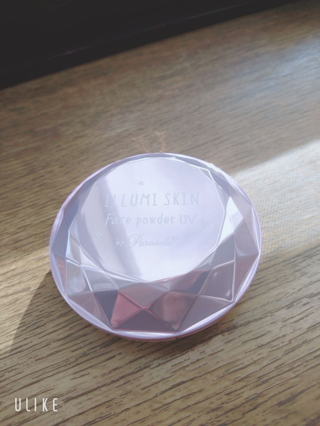 パラソーラ イルミスキン フェイスパウダー UV/ナリスアップ/プレストパウダーを使ったクチコミ(2枚目)