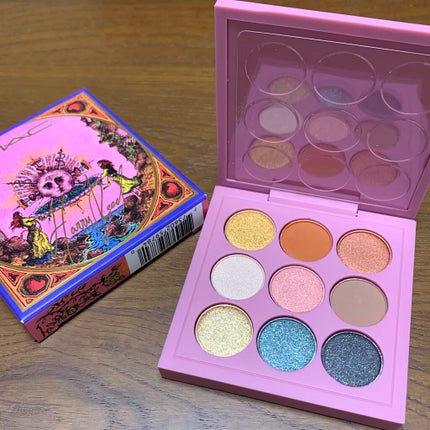 スモール アイシャドウ X 9: ファイティング フォー ザ ビューティー オブ フルイディティ/M・A・C/アイシャドウパレットを使ったクチコミ(2枚目)