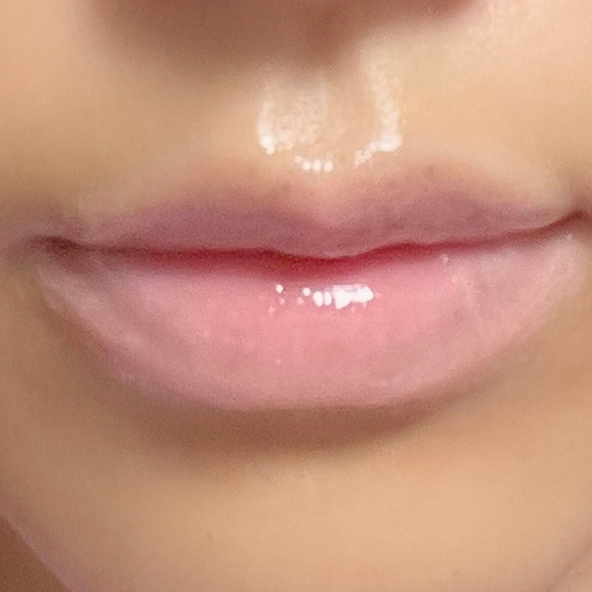 スージングヴィーガンリップオイル/Laka/リップオイルを使ったクチコミ(3枚目)