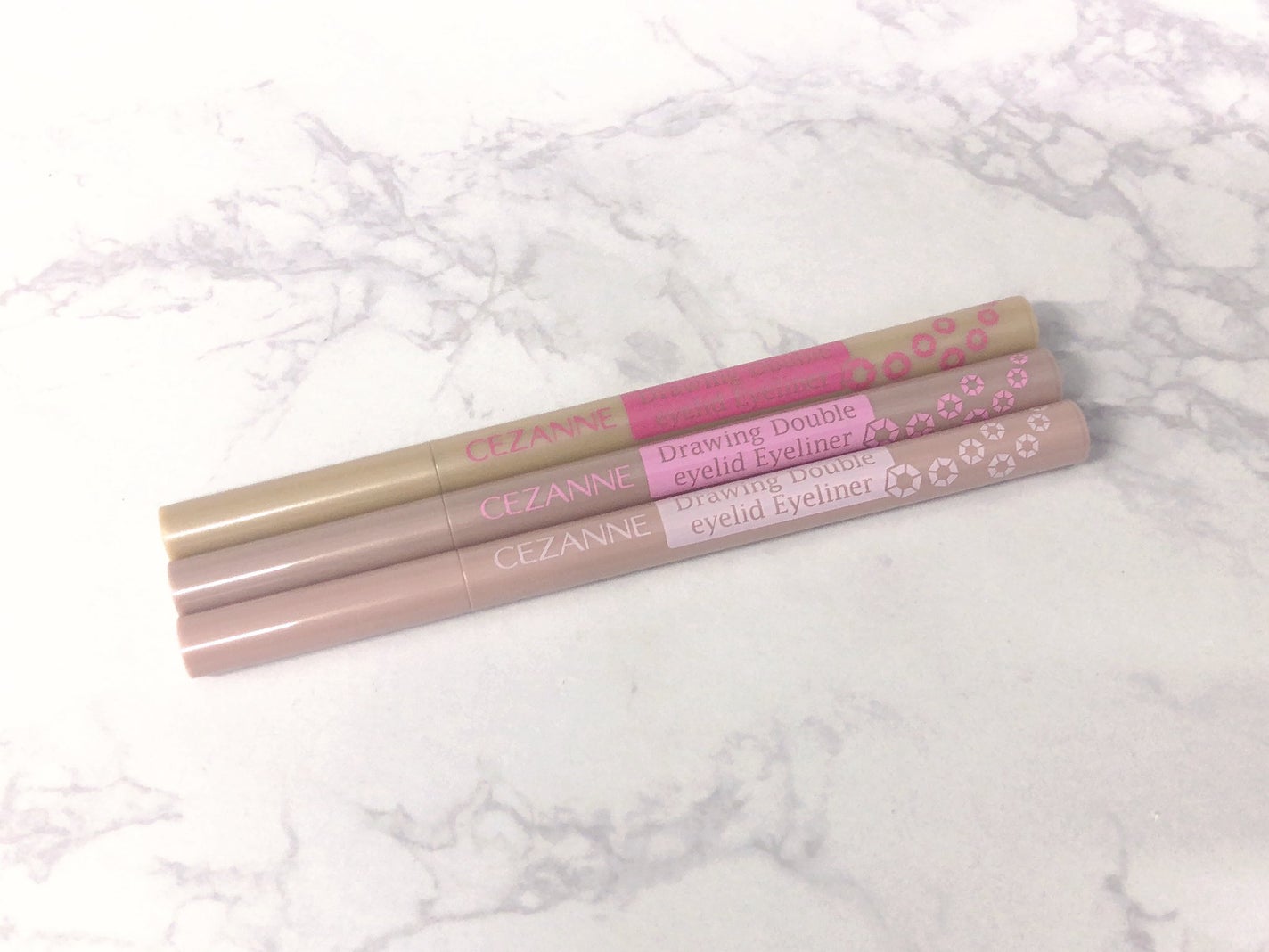 描くふたえアイライナー/CEZANNE/リキッドアイライナーを使ったクチコミ(1枚目)