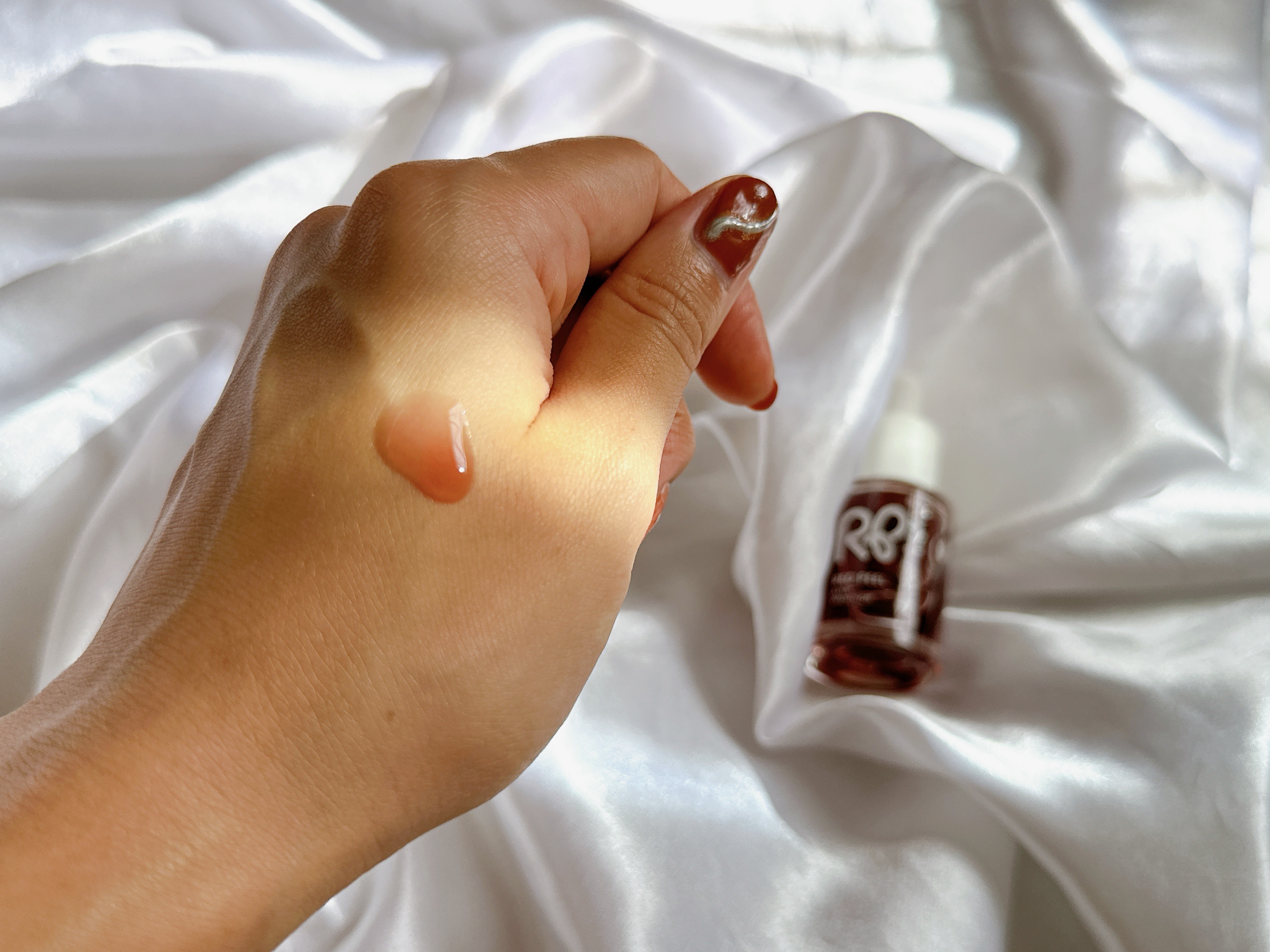 mgb skin レッドピールのクチコミ「✔︎ レッドピール
⁡
☑ 肌がごわついてスキンケアが馴染みにくくなっている方
☑ 乾燥による.....」（2枚目）