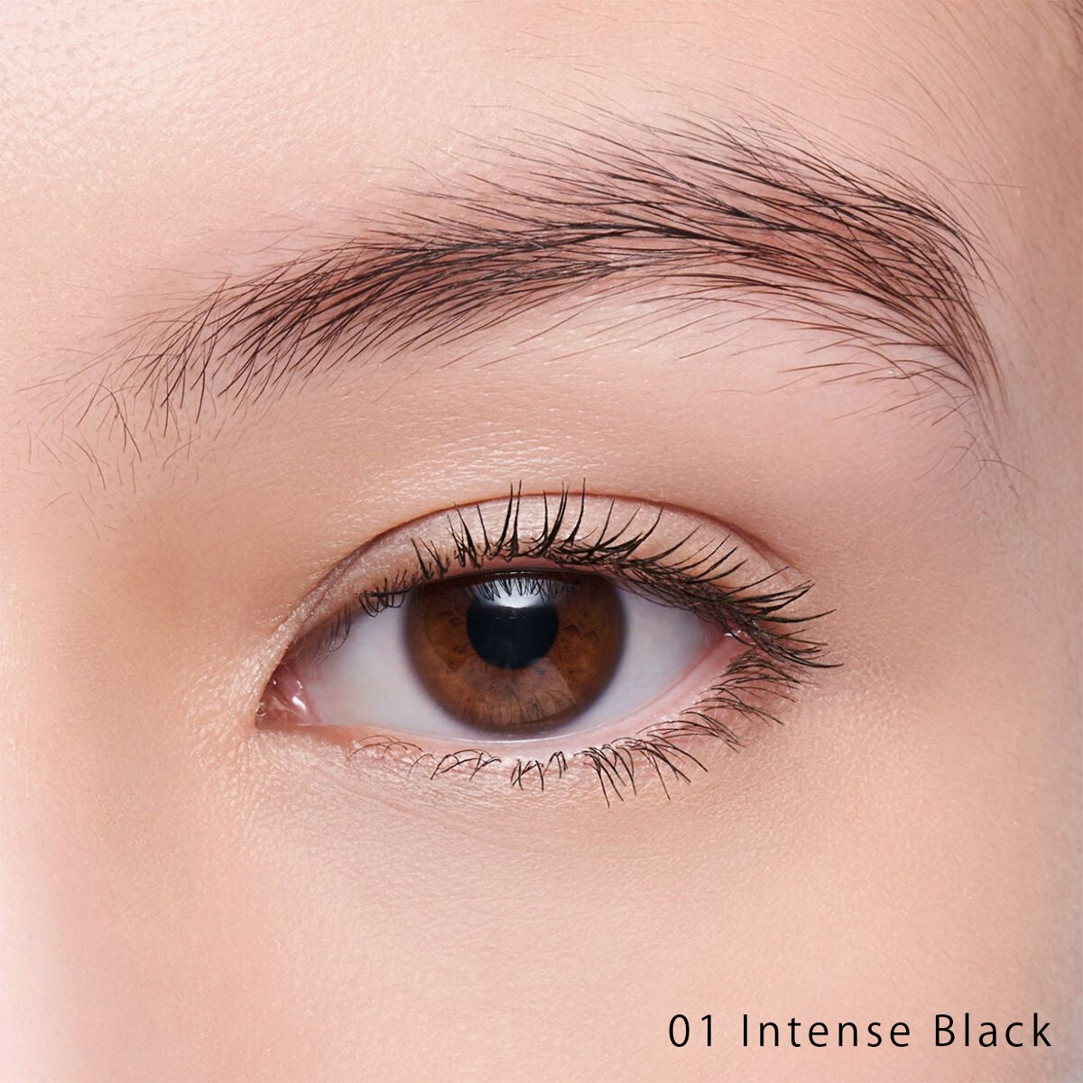 ディファイニング マスカラ 01 Intense Black