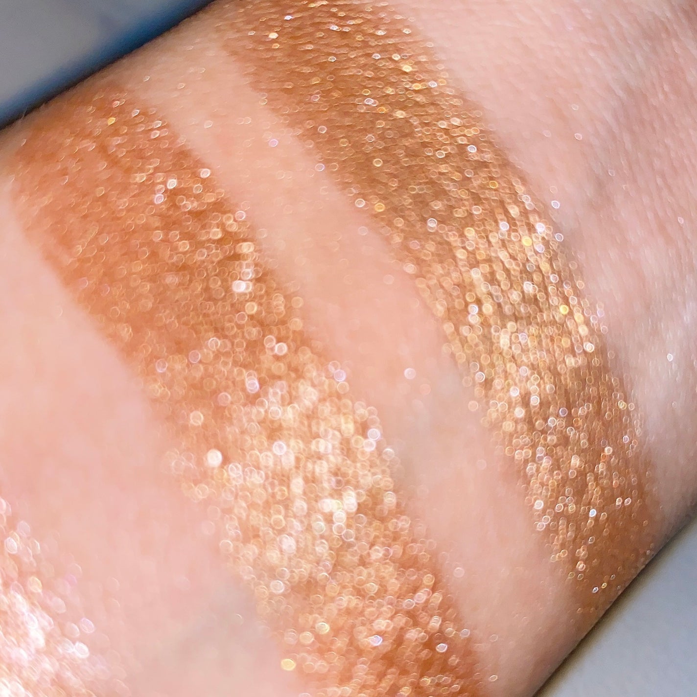 ムーンストラック リュクス アイシャドウ クォード/BOBBI BROWN/アイシャドウパレットを使ったクチコミ(7枚目)