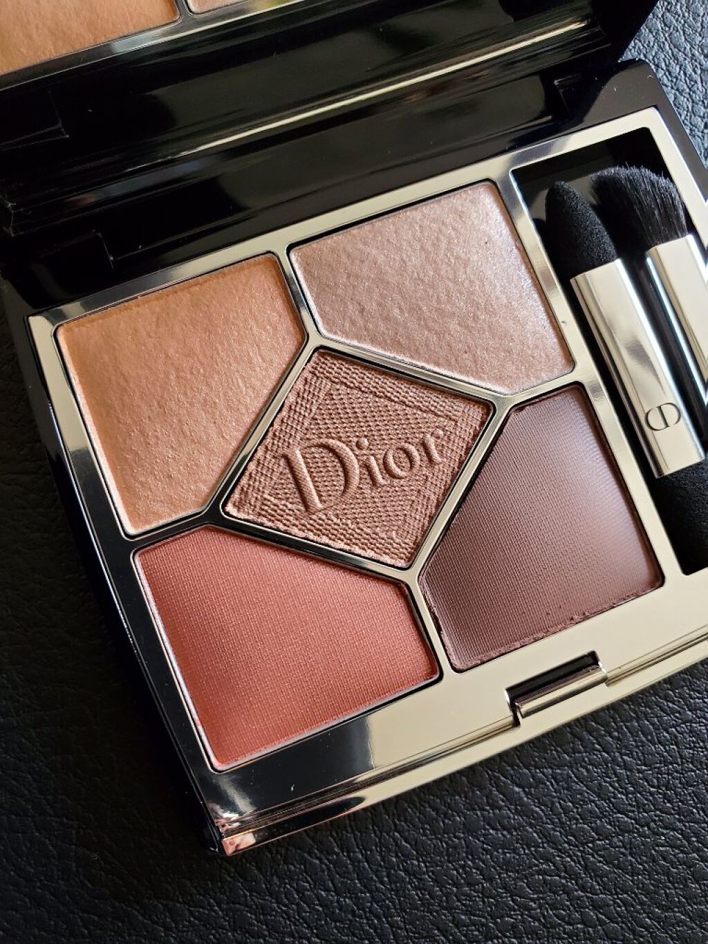 【旧】サンク クルール クチュール 429 トワル ドゥ ジュイ/Dior/アイシャドウパレットを使ったクチコミ（2枚目）
