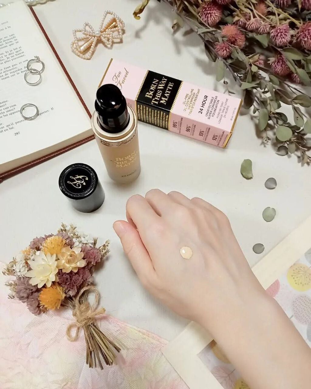 ボーン ディス ウェイ アンディテクタブル 24H マット ファンデーション/Too Faced/リキッドファンデーションを使ったクチコミ(2枚目)
