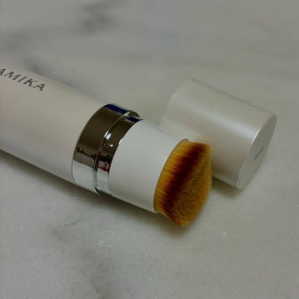 シルキースティックファンデーション ホワイト/KAMIKA/その他ファンデーションの画像