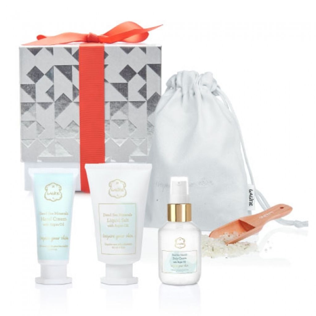 Laline Holiday デッドシーミネラルズセット