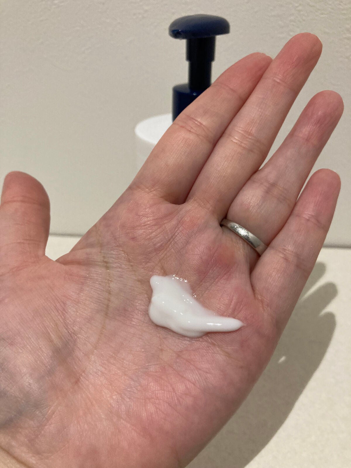 ディープリーエンリッチド ボディローション フォレストレモンの香り/ヴァセリン/ボディローションを使ったクチコミ(3枚目)