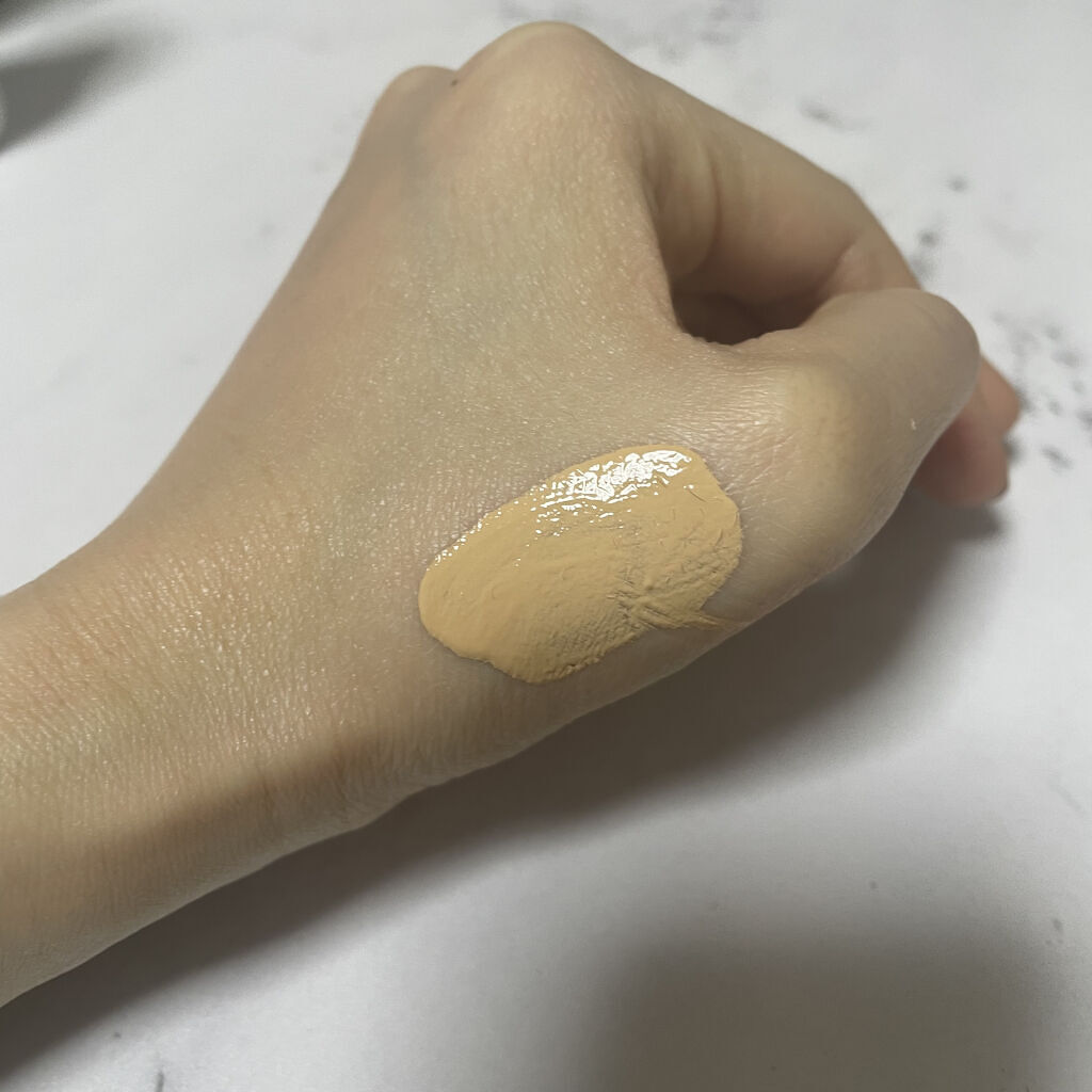 オリジナル  リキッド  ミネラル  ファンデーション フェアリーライト 03/bareMinerals/リキッドファンデーションを使ったクチコミ（2枚目）