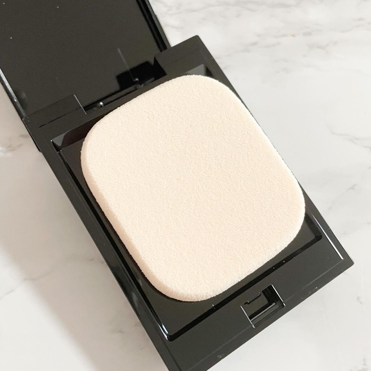 ドラマティックパウダリー EX ベビーピンクオークル00/マキアージュ/パウダーファンデーションを使ったクチコミ（2枚目）