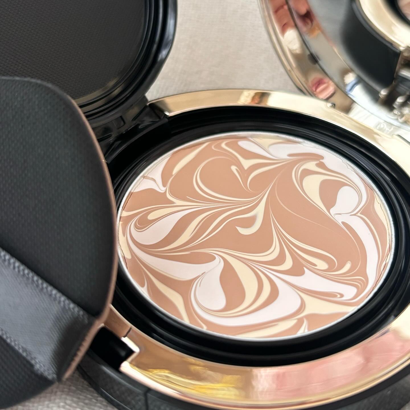 SIGNATURE ESSENCE COVER PACT　/AGE20’s/クリーム・エマルジョンファンデーションを使ったクチコミ（2枚目）