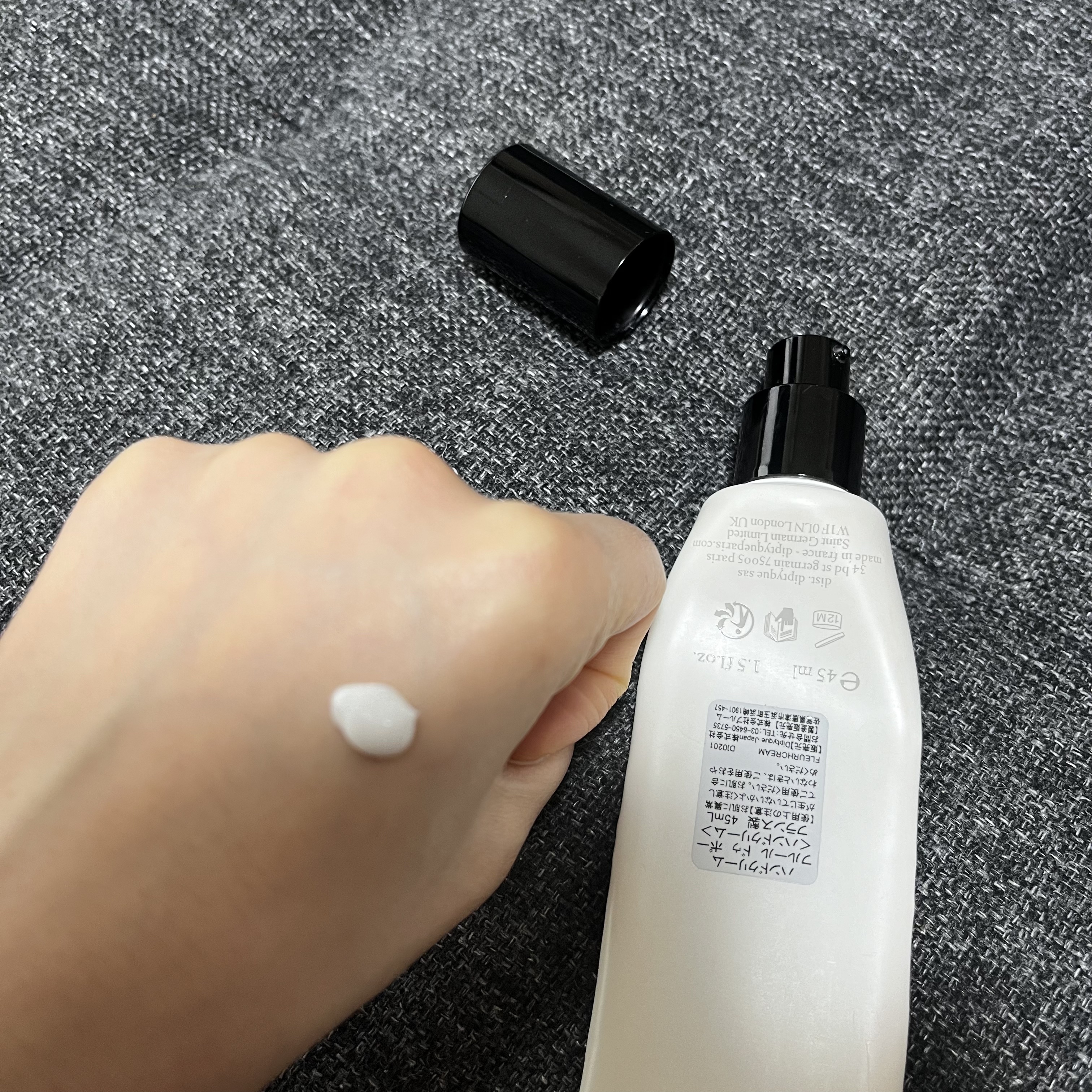 ハンドクリーム フルール ドゥ ポー/diptyque/ハンドクリームを使ったクチコミ（2枚目）