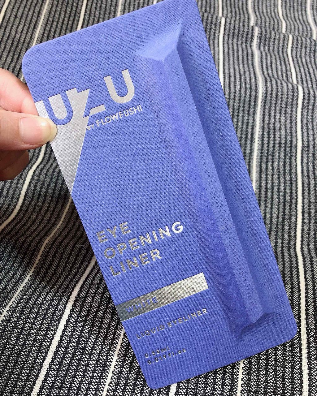 EYE OPENING LINER/UZU BY FLOWFUSHI/リキッドアイライナーを使ったクチコミ（2枚目）