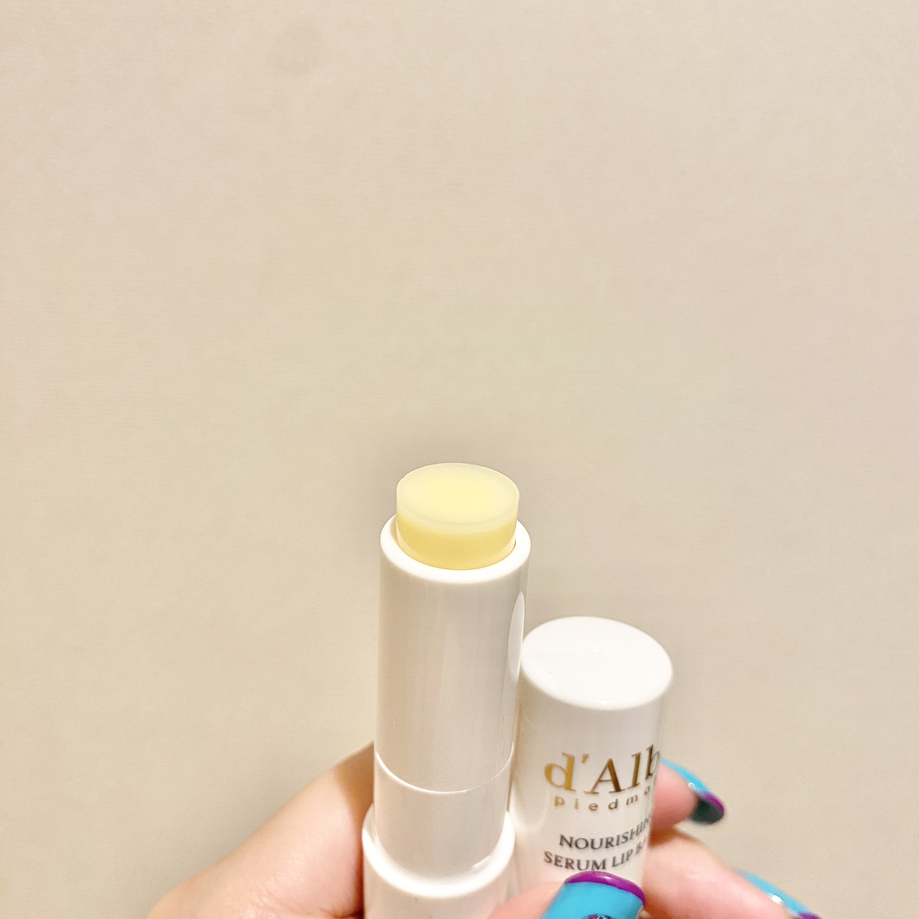 ホワイトトリュフナリシングセラムリップバーム/ダルバ/リップバームを使ったクチコミ（3枚目）