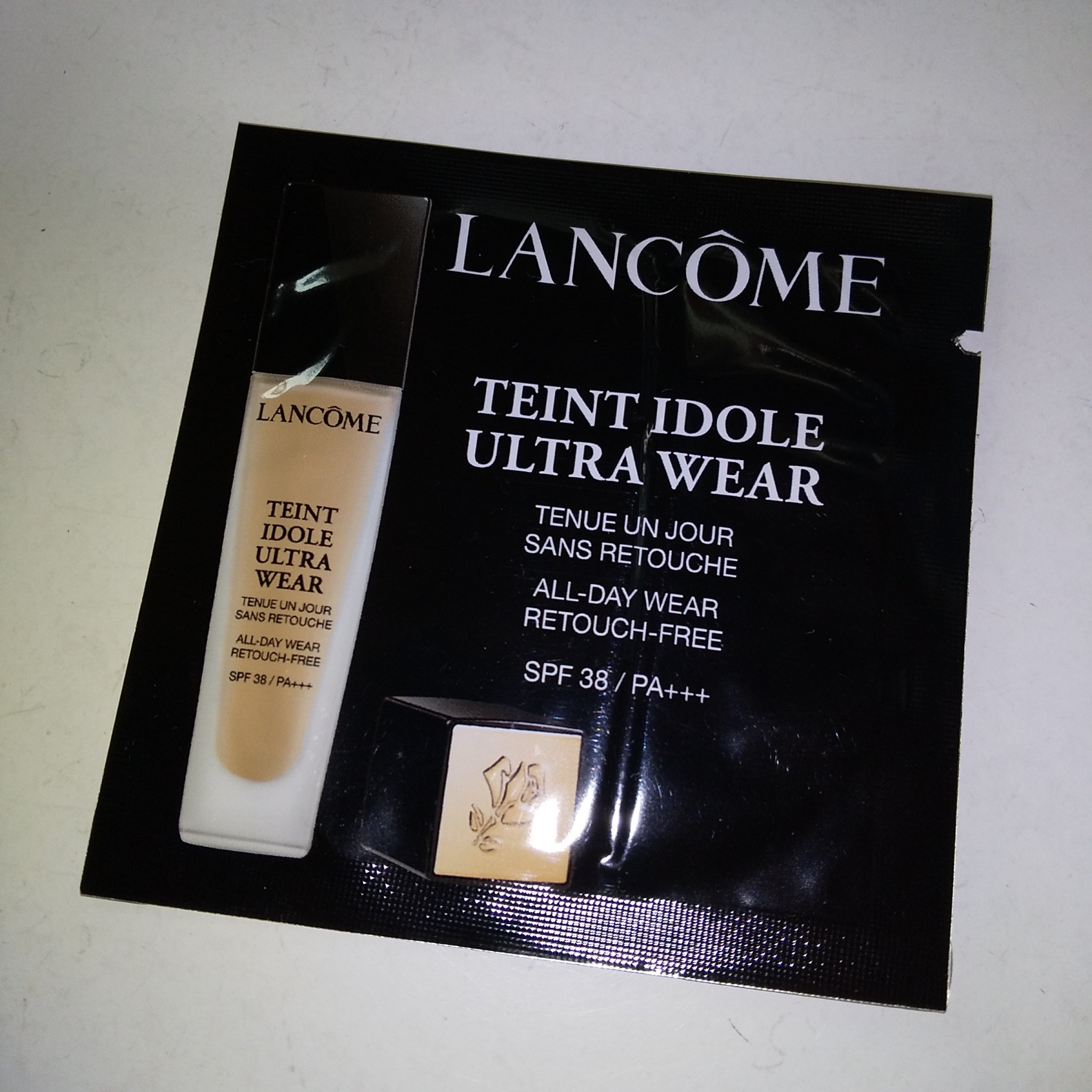 タンイドル ウルトラ ウェア リキッド B-01/LANCOME/リキッドファンデーションを使ったクチコミ（1枚目）