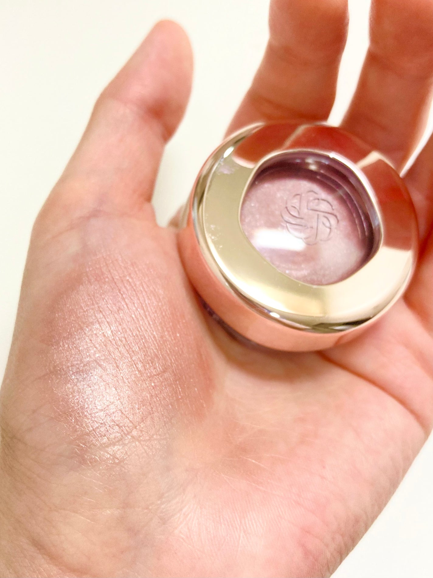 アイグロウジェム スキンシャドウ/DECORTÉ/ジェル・クリームアイシャドウを使ったクチコミ(2枚目)