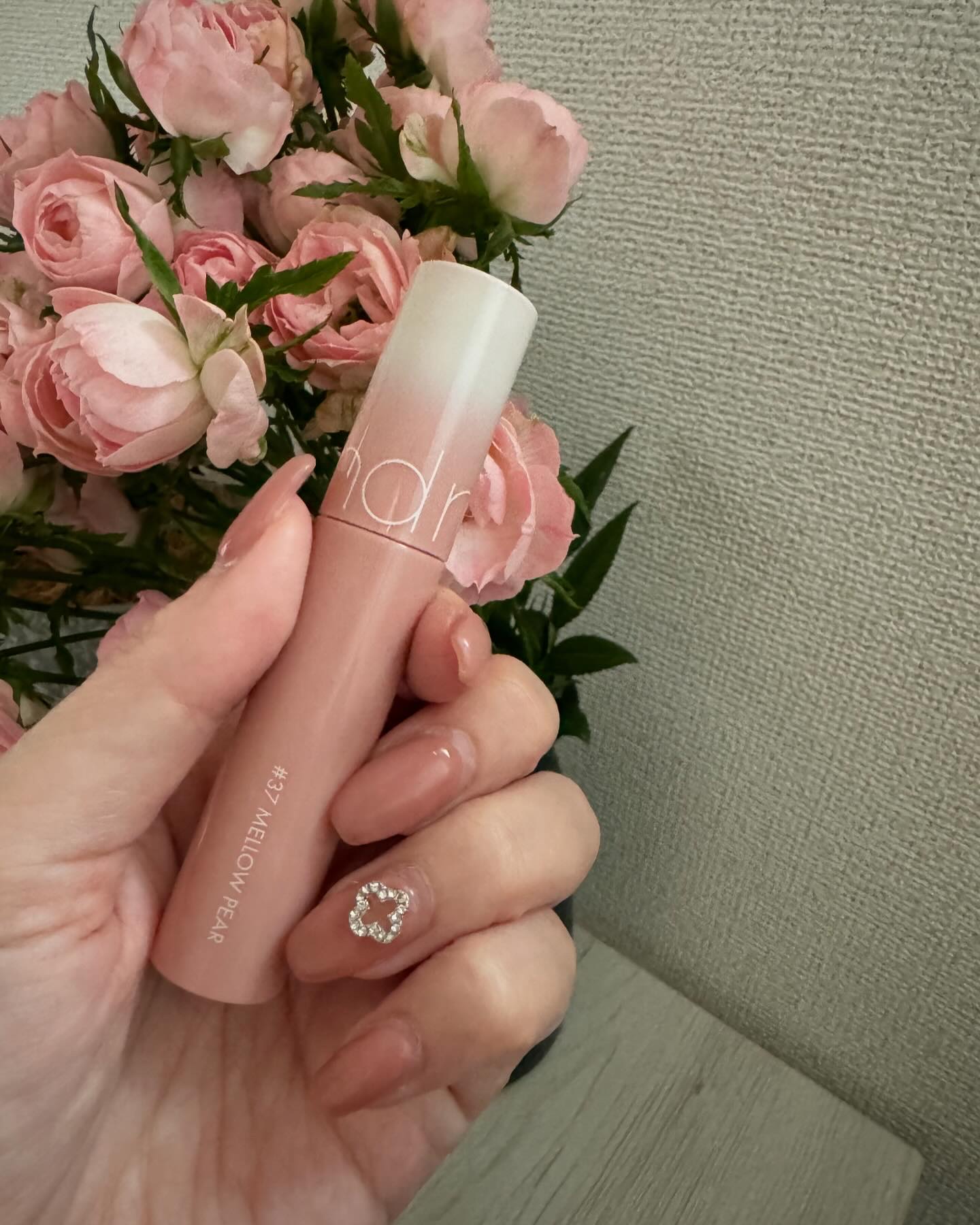 ジューシーラスティングティント 37 メロウペアー(MELLOW PEAR)/rom&nd/リップティントを使ったクチコミ（1枚目）