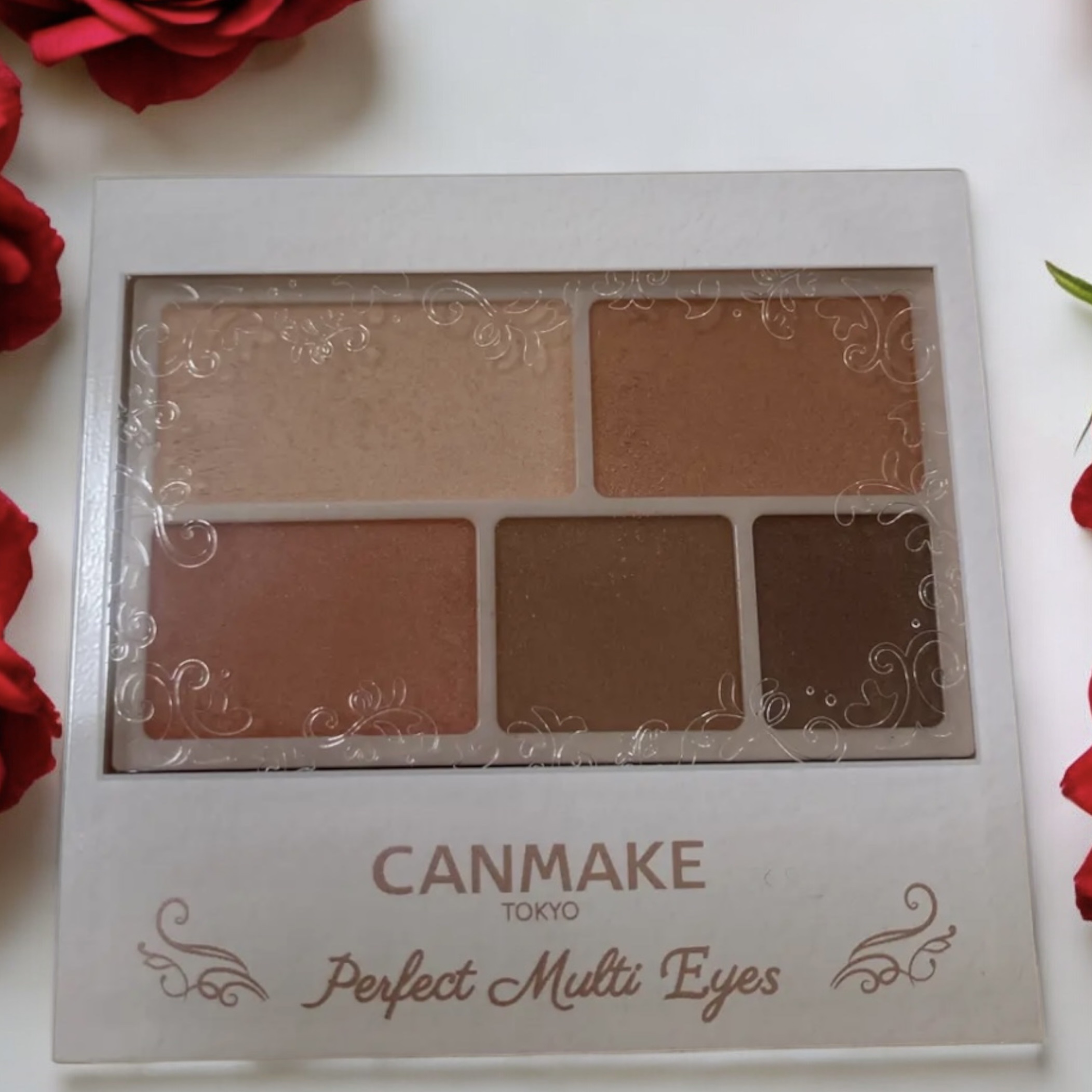 パーフェクトマルチアイズ/キャンメイク/アイシャドウパレットを使ったクチコミ（1枚目）