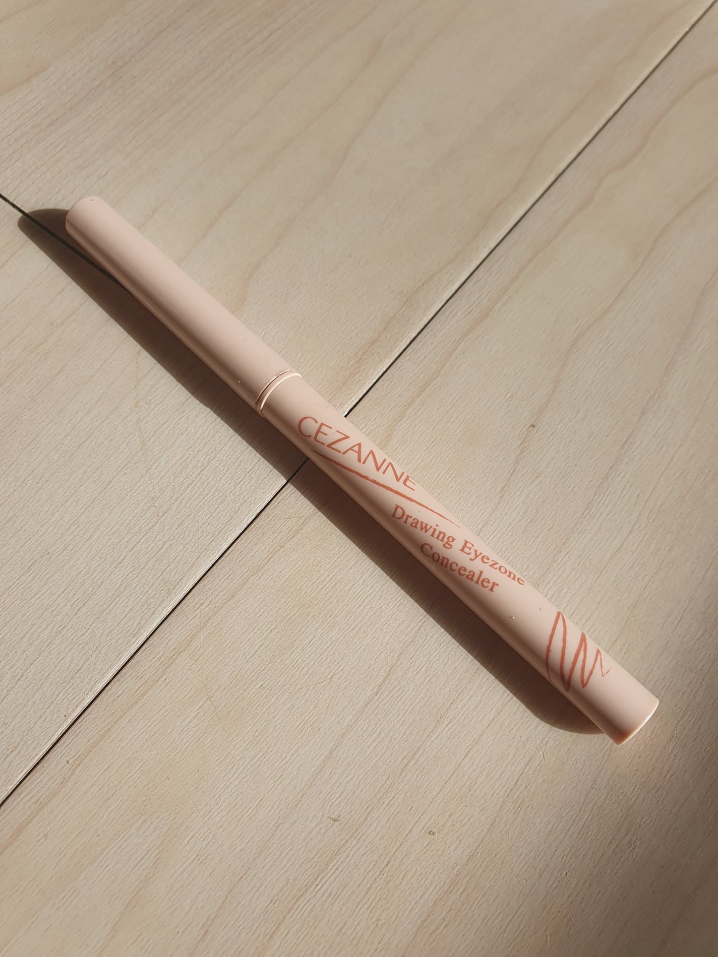 描くアイゾーンコンシーラー/CEZANNE/ペンシルコンシーラーを使ったクチコミ(1枚目)