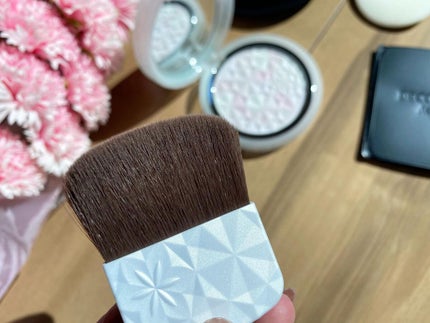 AQ オーラ リフレクター/DECORTÉ/プレストパウダーを使ったクチコミ(3枚目)