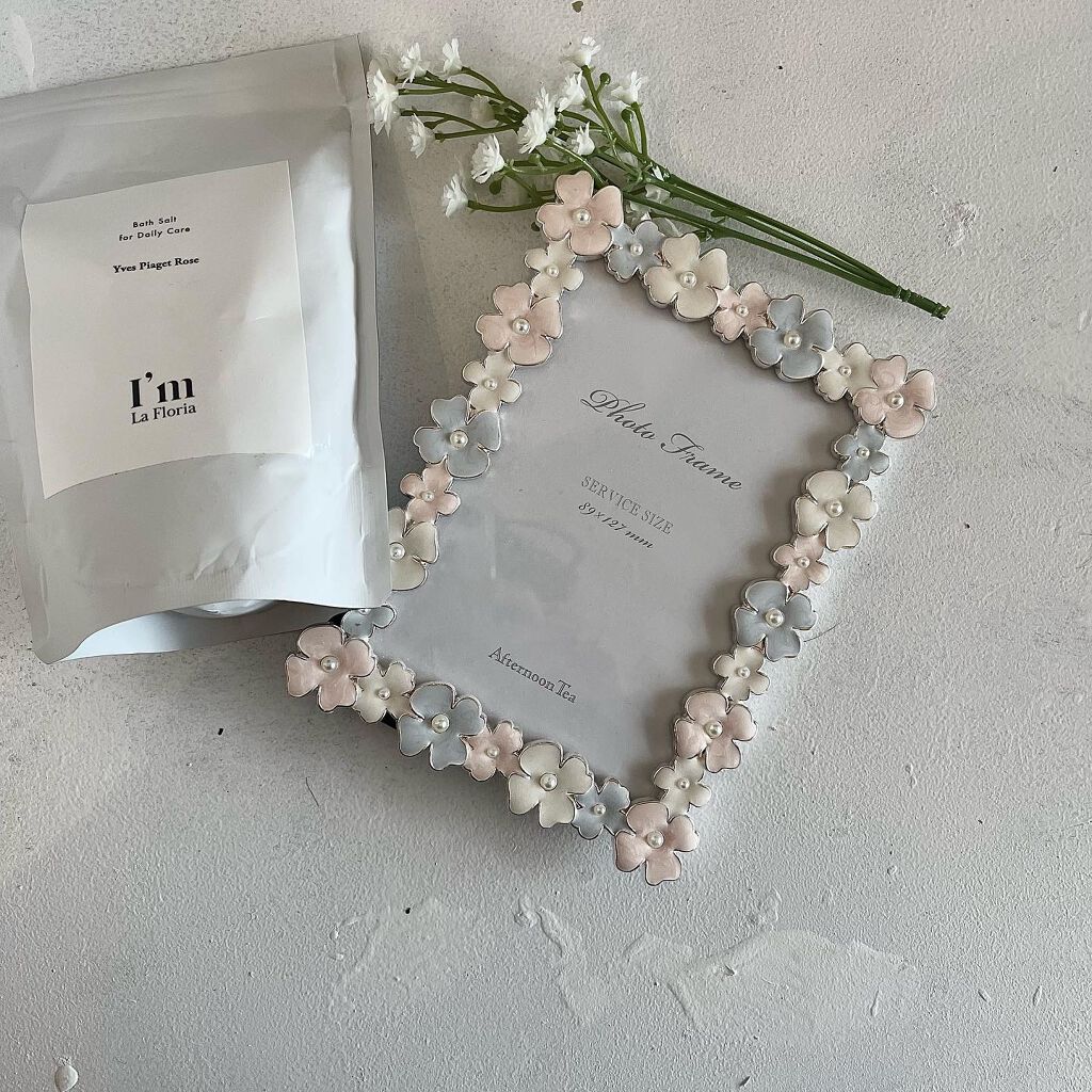 I'm La Floria バスソルト🌹を使ってみたよ〜
香りはローズの上品な香りで女子力上がる♪♪
体からポカポカあったまる感じですごくいい‼︎
体が軽くなった気がする!!
#バスソルト
#バスタイム
#I'mLaFloria
 #お風